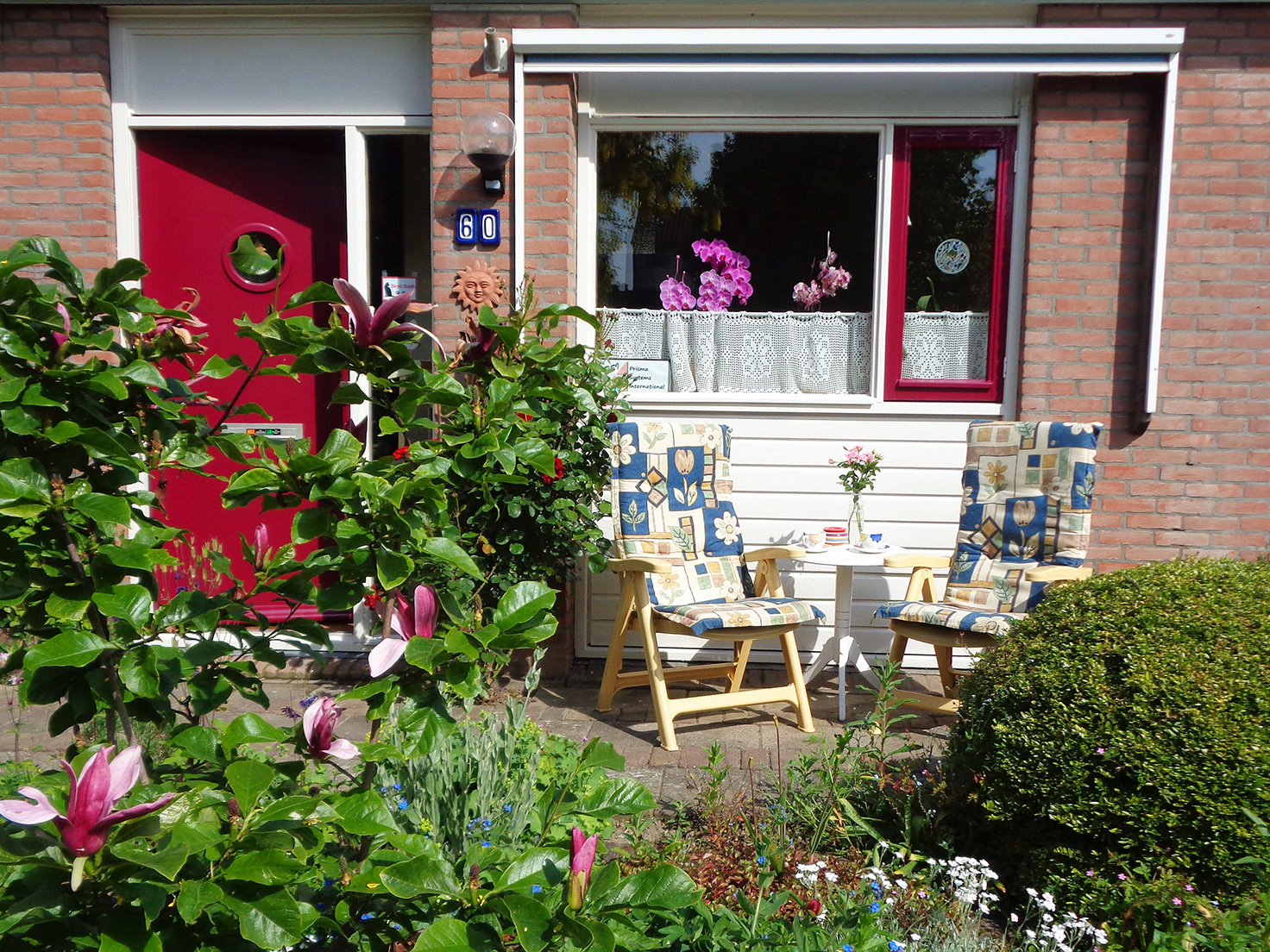 17-05-23-voortuin